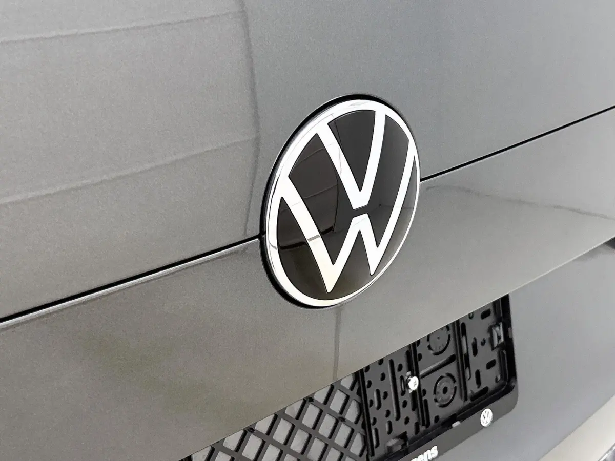 1.5 eHybrid L2 Bulli Edition 4Motion 245PK | Trekhaak | Airco | Navigatie met Apple Carplay/Android Auto | Achteruitrijcamera | Stoelverwarming | Cruise Control | Dynamisch onderstel | Anti-
