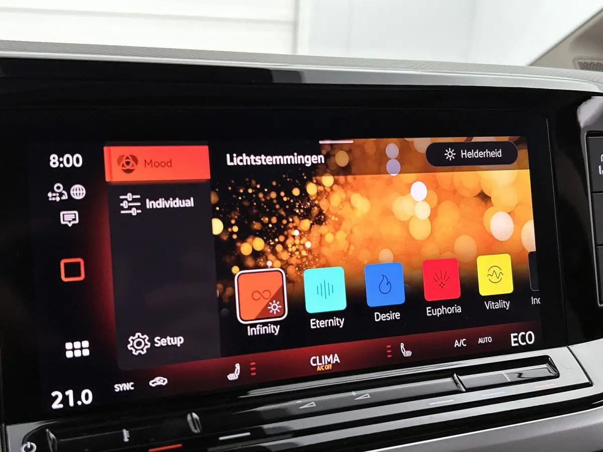 1.5 eHybrid L2 Bulli Edition 4Motion 245PK | Trekhaak | Airco | Navigatie met Apple Carplay/Android Auto | Achteruitrijcamera | Stoelverwarming | Cruise Control | Dynamisch onderstel | Anti-