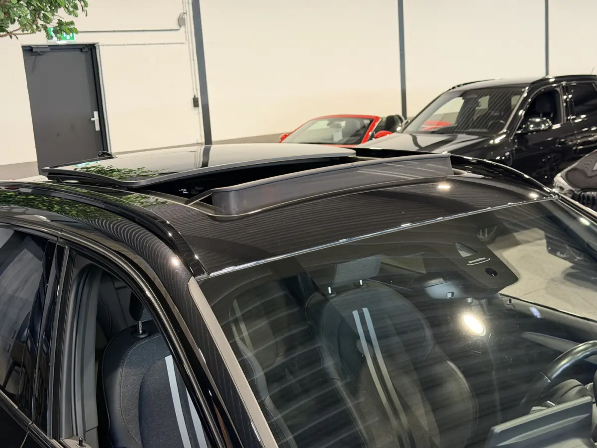 xDrive25e High Executive M-Sport | Panorama | HUD | Camera | Carplay