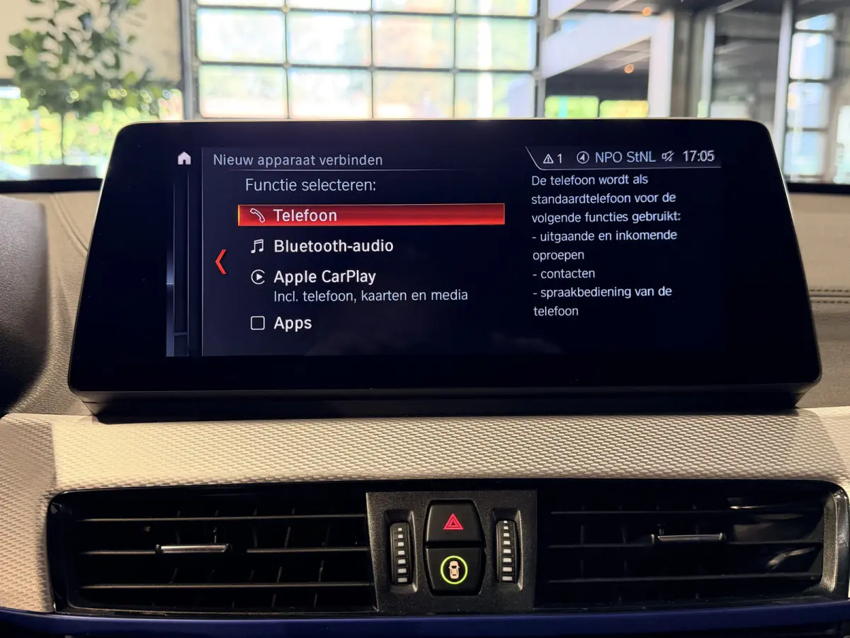 xDrive25e High Executive M-Sport | Panorama | HUD | Camera | Carplay