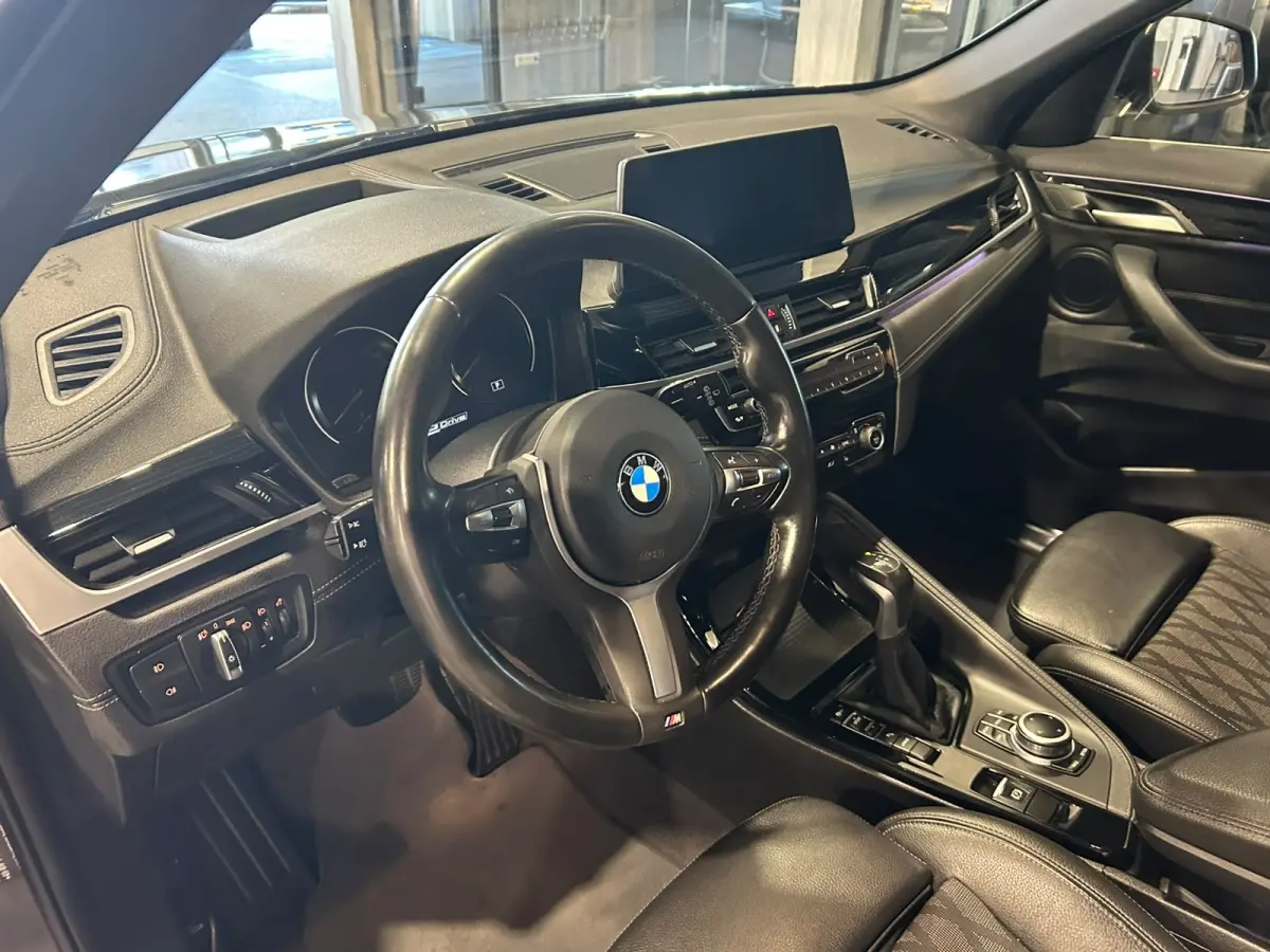 xDrive25e Executive X-Line | Camera | Stoelverwarming | HUD | Navigatie