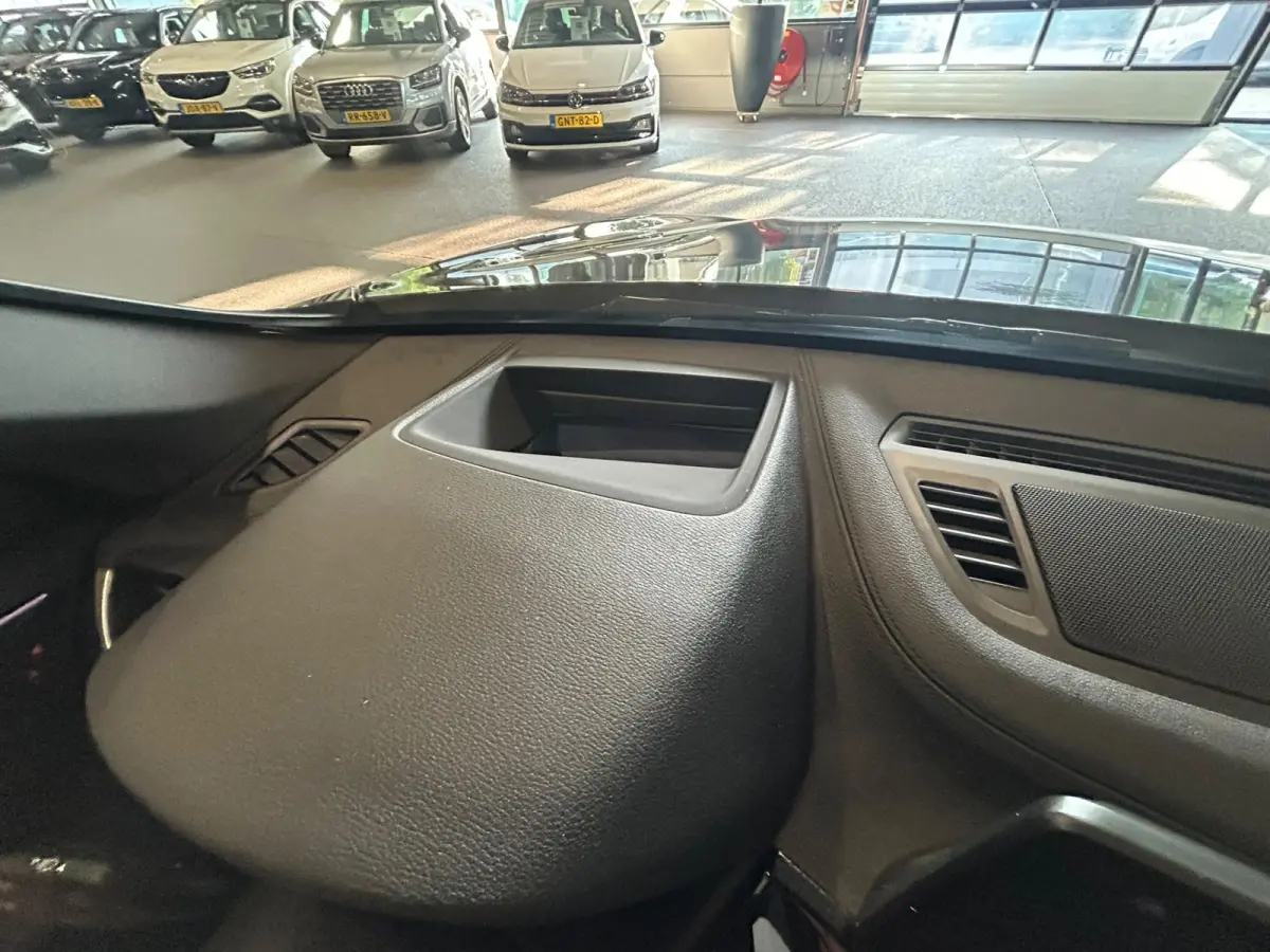 xDrive25e Executive X-Line | Camera | Stoelverwarming | HUD | Navigatie