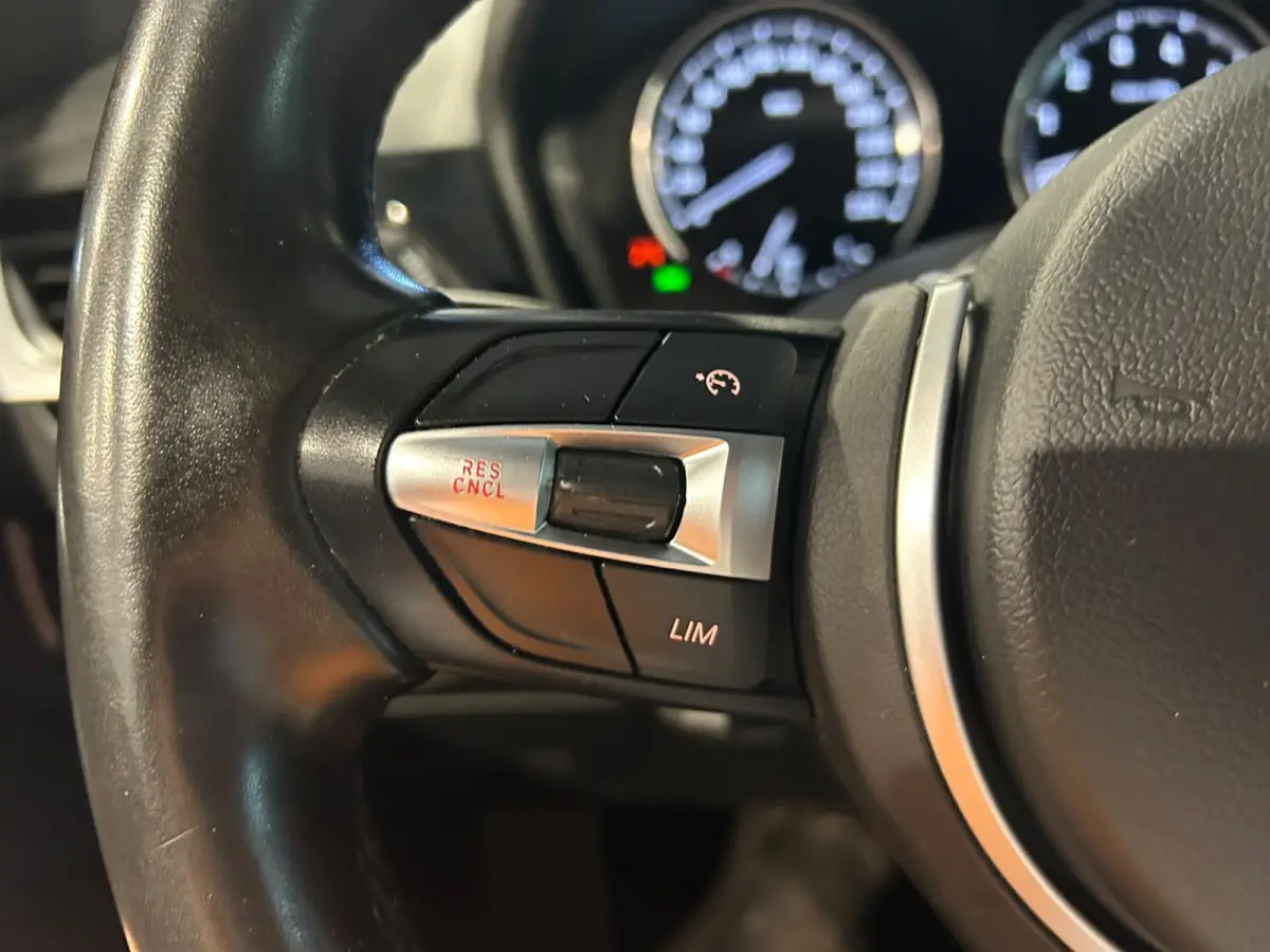 xDrive25e Executive X-Line | Camera | Stoelverwarming | HUD | Navigatie