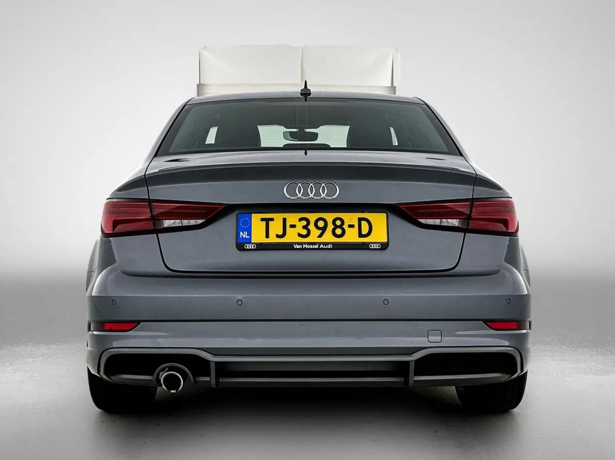 1.0 TFSI Sport S Line Edition | Automaat | 2x S-Line | Bang & Olufsen | Afgevlakt Sportstuur | Navigatie | Climate Control | Cruise Control | Bluetooth | Lichtmetalen Velgen |