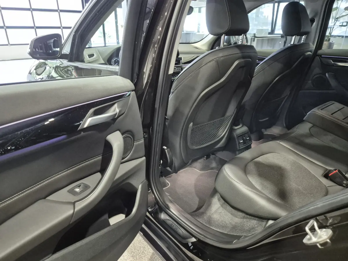 xDrive25e Executive Sportline | Sparkling Brown | Camera | HUD | Stoelverwarming