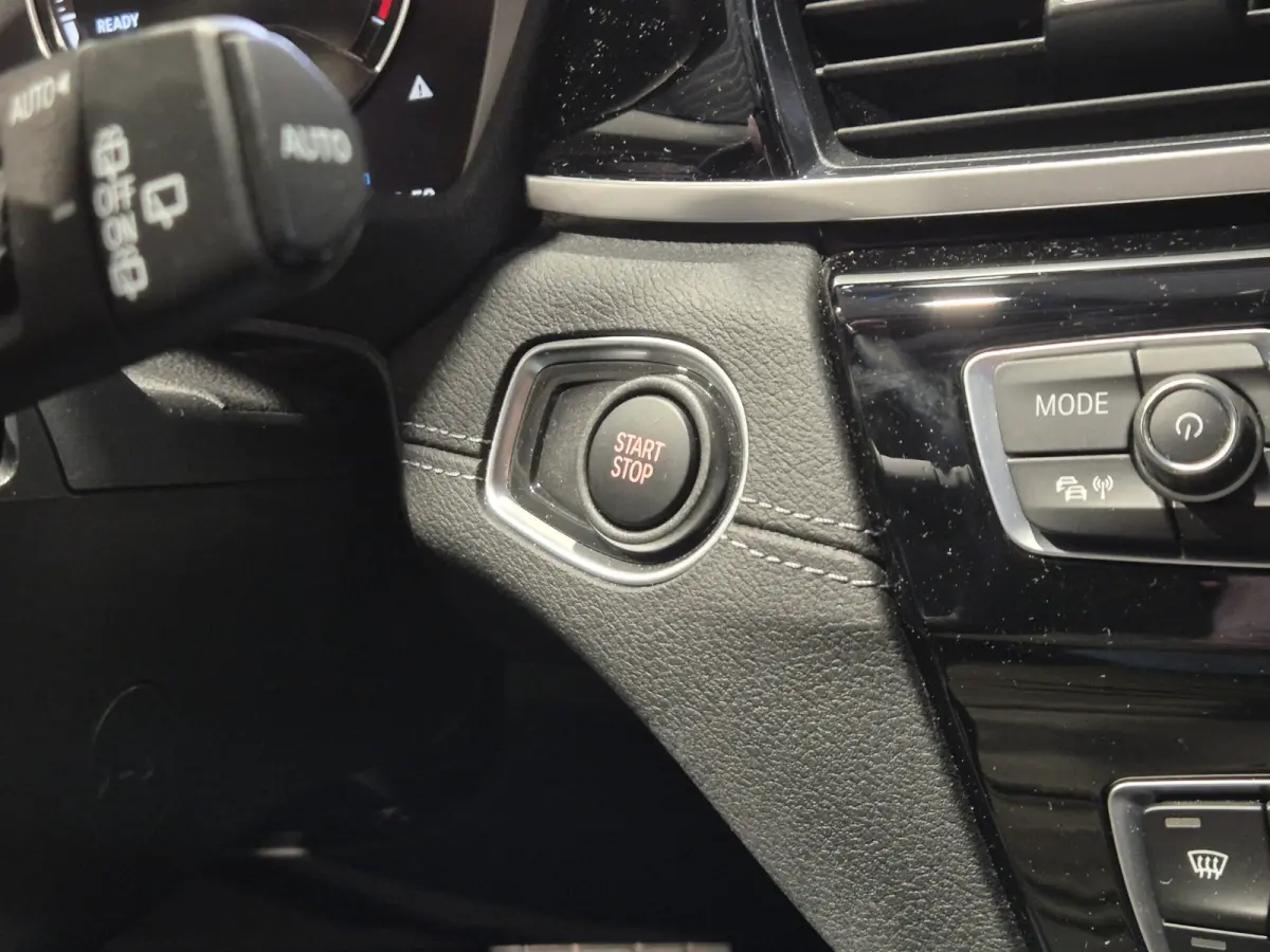 xDrive25e Executive Sportline | Sparkling Brown | Camera | HUD | Stoelverwarming