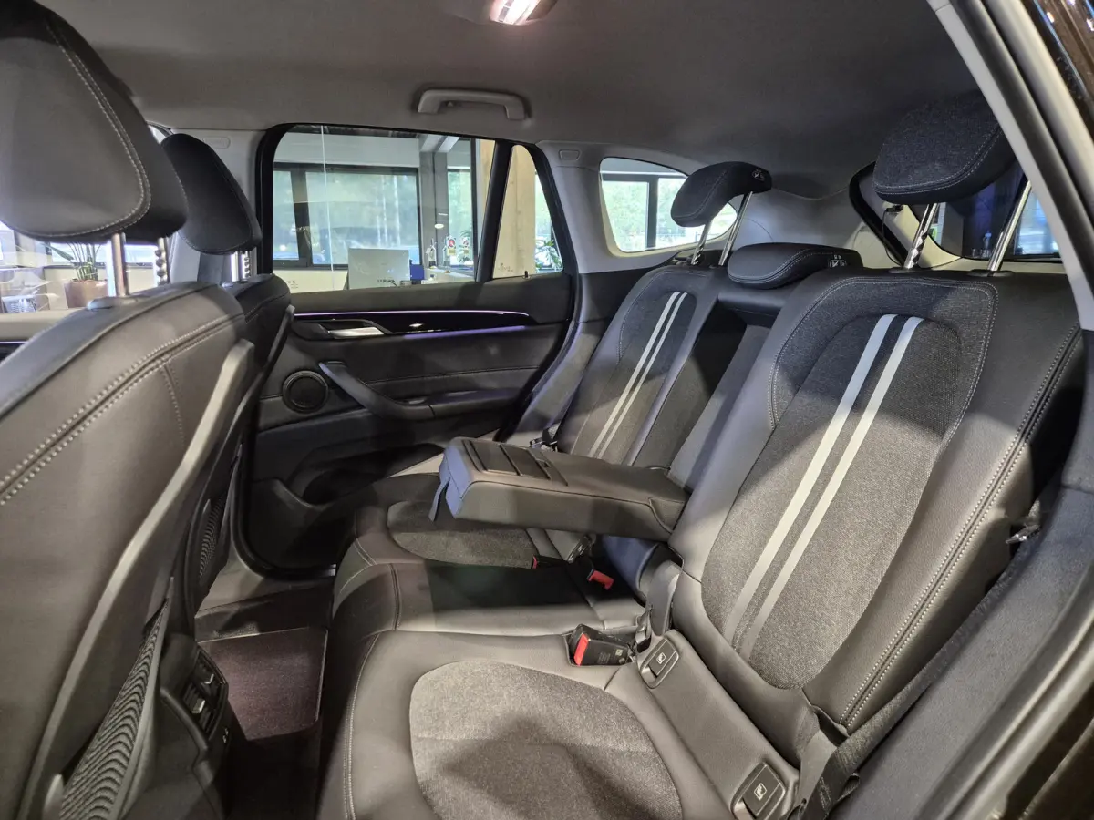xDrive25e Executive Sportline | Sparkling Brown | Camera | HUD | Stoelverwarming