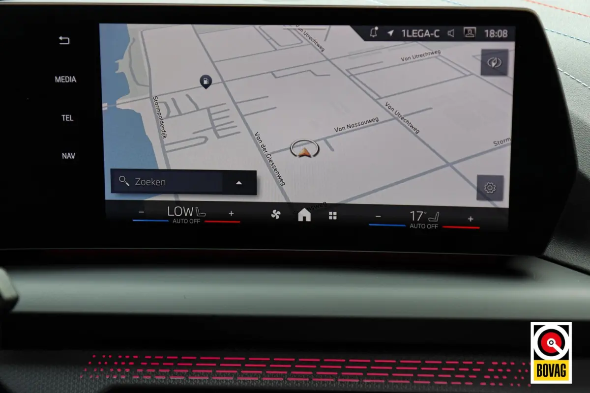 120 M-Sport M-Pakket |LED|PANO|H&K|HUD|KEYLESS|360 CAMERA|MEMORY|CARPLAY|SFEERVERL.|STOELVERW.