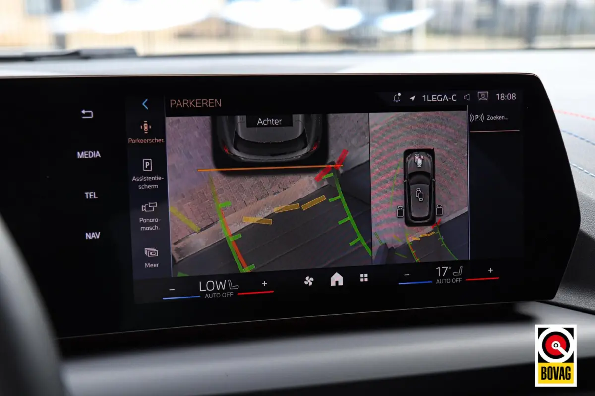 120 M-Sport M-Pakket |LED|PANO|H&K|HUD|KEYLESS|360 CAMERA|MEMORY|CARPLAY|SFEERVERL.|STOELVERW.