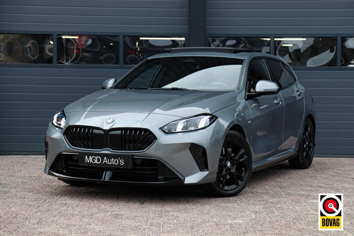 120 M-Sport M-Pakket |LED|PANO|H&K|HUD|KEYLESS|360 CAMERA|MEMORY|CARPLAY|SFEERVERL.|STOELVERW.