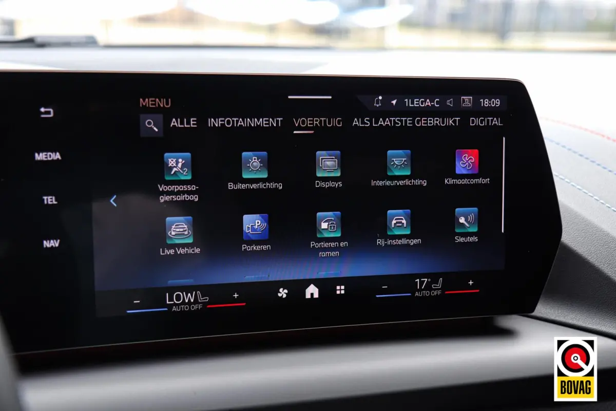 120 M-Sport M-Pakket |LED|PANO|H&K|HUD|KEYLESS|360 CAMERA|MEMORY|CARPLAY|SFEERVERL.|STOELVERW.