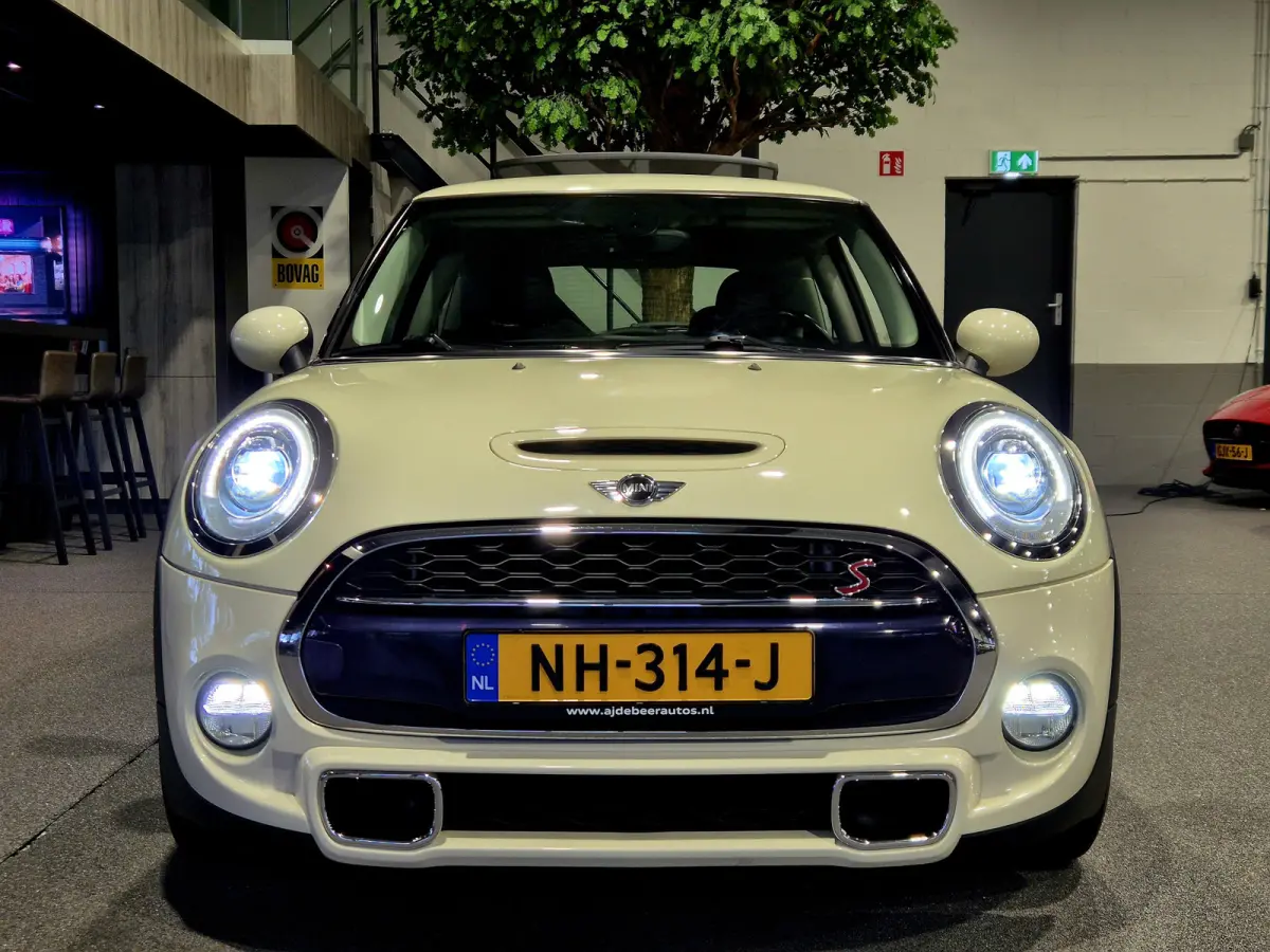 2.0 Cooper S Panorama | LED | Navigatie | Cruise | Nette auto