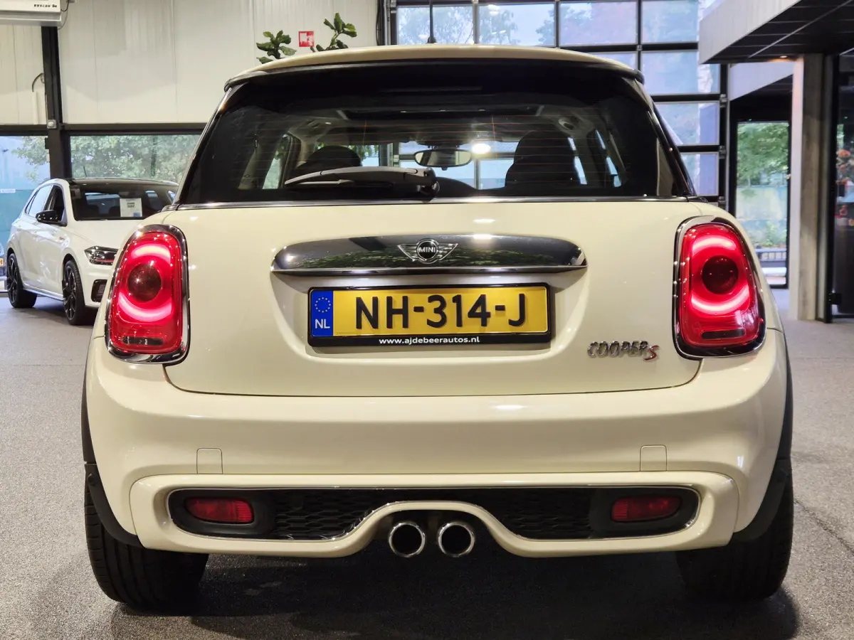 2.0 Cooper S Panorama | LED | Navigatie | Cruise | Nette auto