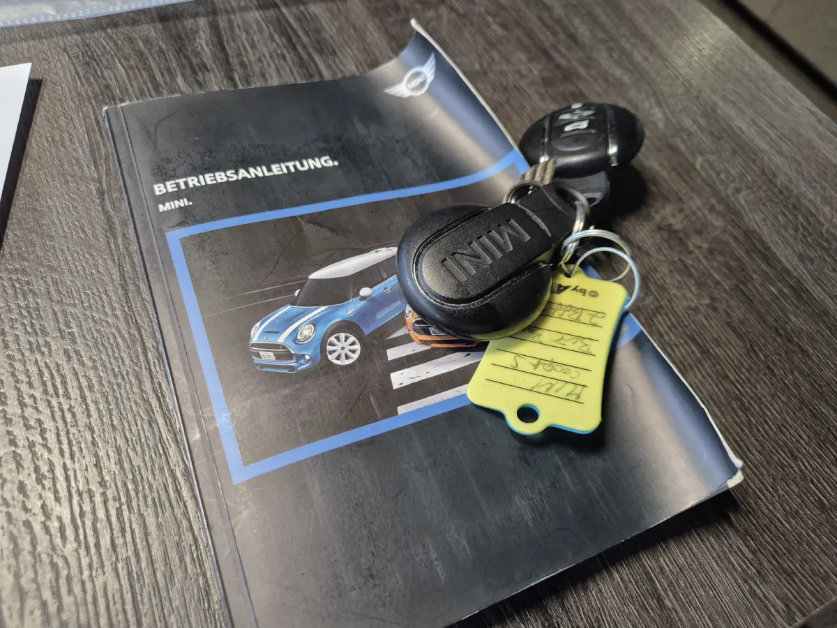 2.0 Cooper S Panorama | LED | Navigatie | Cruise | Nette auto