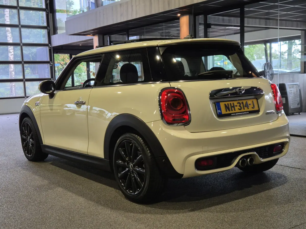 2.0 Cooper S Panorama | LED | Navigatie | Cruise | Nette auto