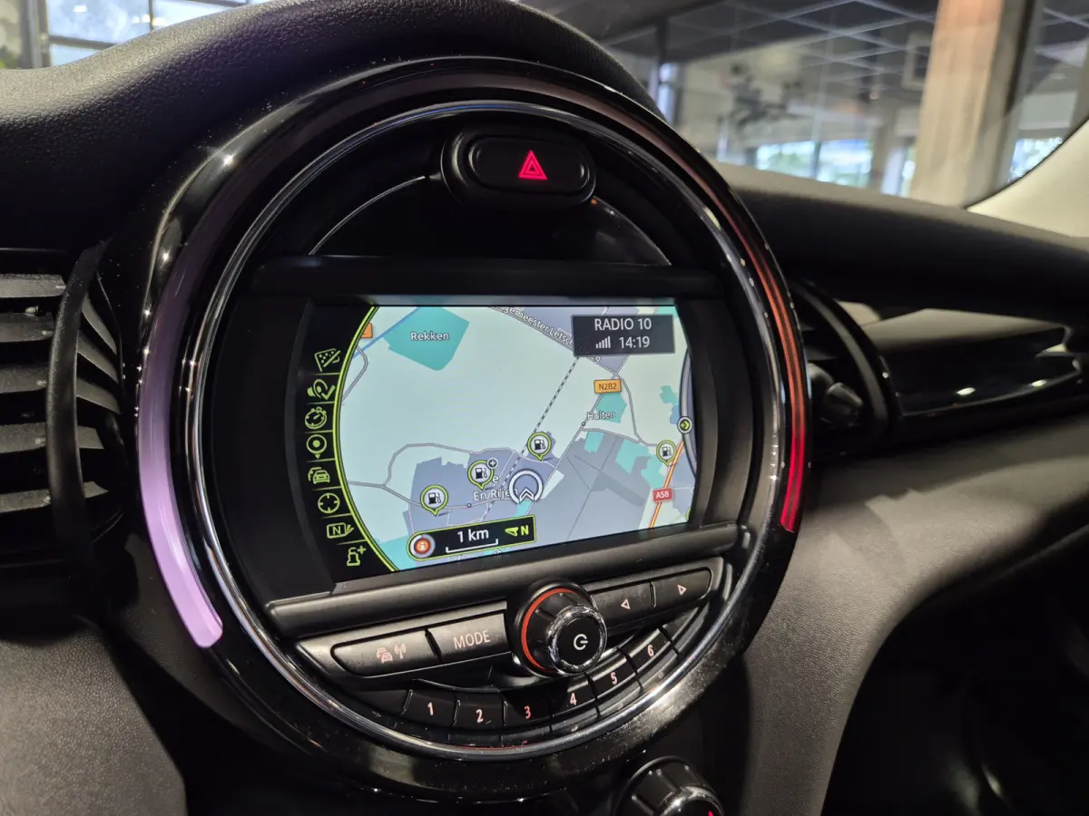 2.0 Cooper S Panorama | LED | Navigatie | Cruise | Nette auto