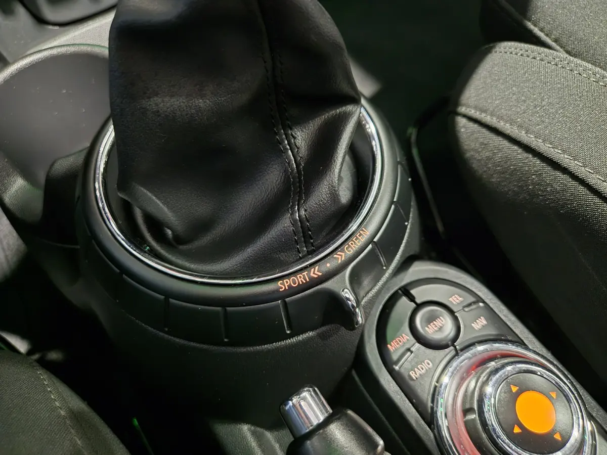 2.0 Cooper S Panorama | LED | Navigatie | Cruise | Nette auto