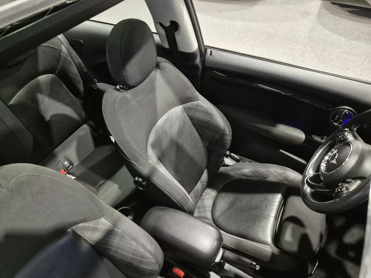 2.0 Cooper S Panorama | LED | Navigatie | Cruise | Nette auto