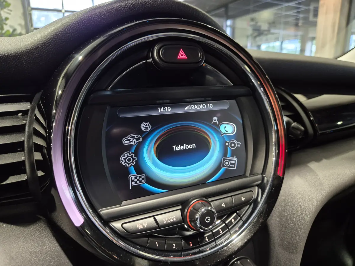2.0 Cooper S Panorama | LED | Navigatie | Cruise | Nette auto