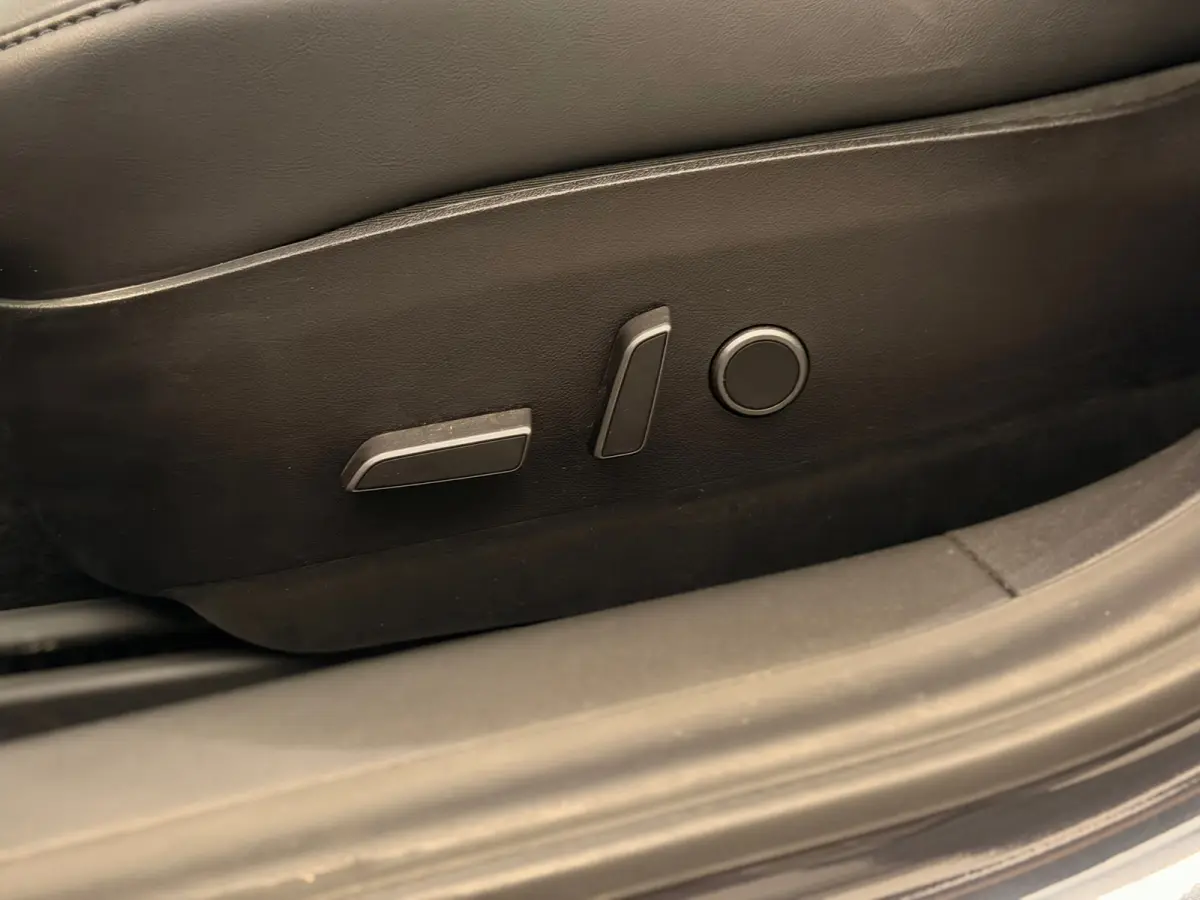 Performance AWD 75 kWh Soh 86,2% Full FSD 463pk 3,4 0-100