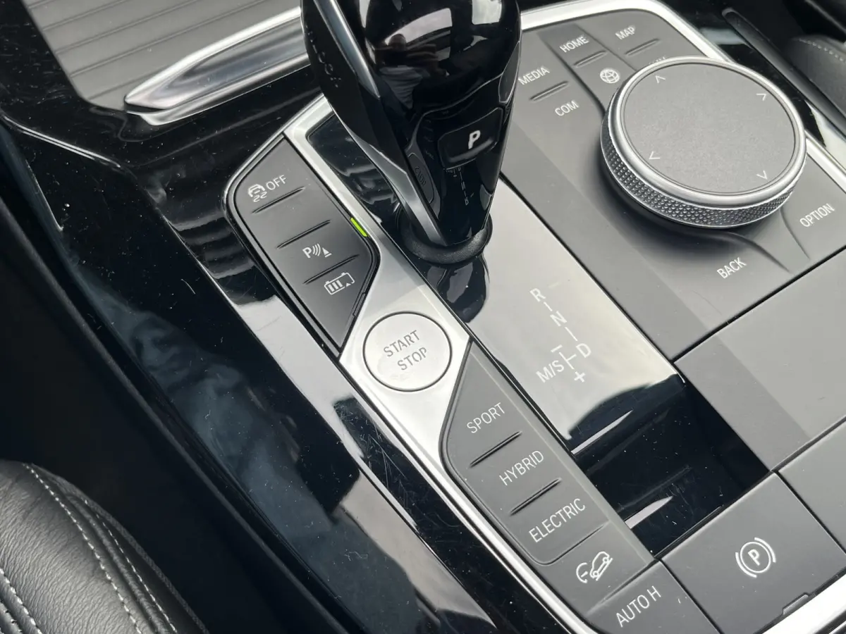 xDrive30e High Executive M-Sport 292pk/215kW Automaat DEMO