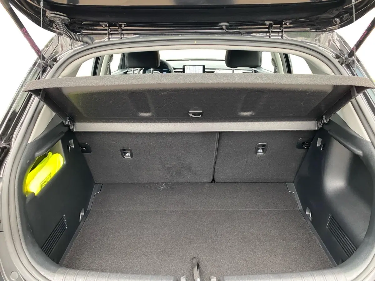1.0 T-GDi MHEV ComfortLine | Airco | Navigatie | Cruise control | Parkeercamera | Apple Carplay/Android Auto