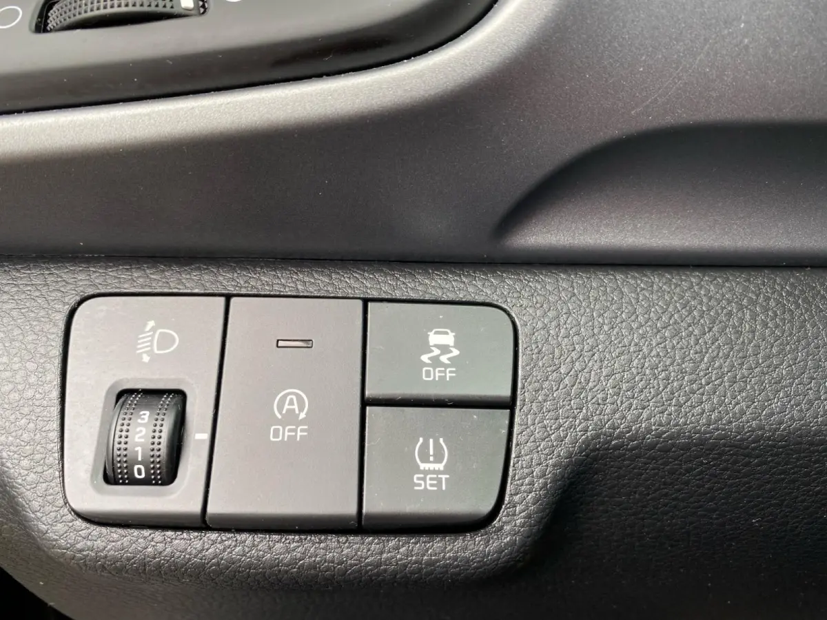 1.0 T-GDi MHEV ComfortLine | Airco | Navigatie | Cruise control | Parkeercamera | Apple Carplay/Android Auto