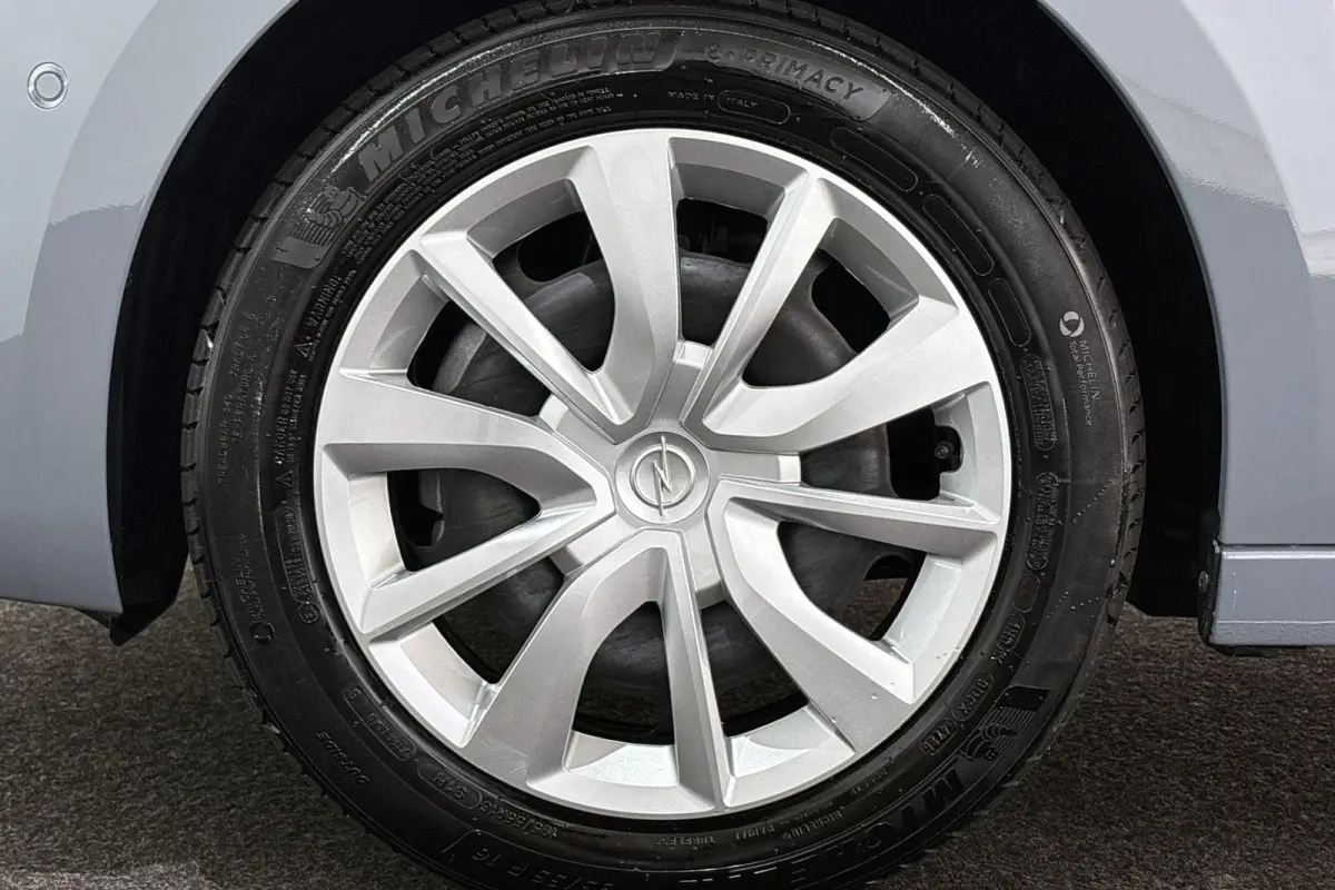 1.2 Turbo Hybrid Edition Stoel-Stuurverwarming Achteruitrijcamera