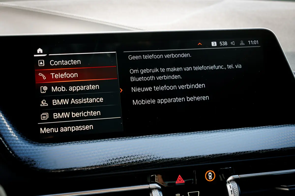 118i Bus. Ed. Plus | Virtual Cockpit | Sportstoelen | LED | Stoelverwarming | Standkachel