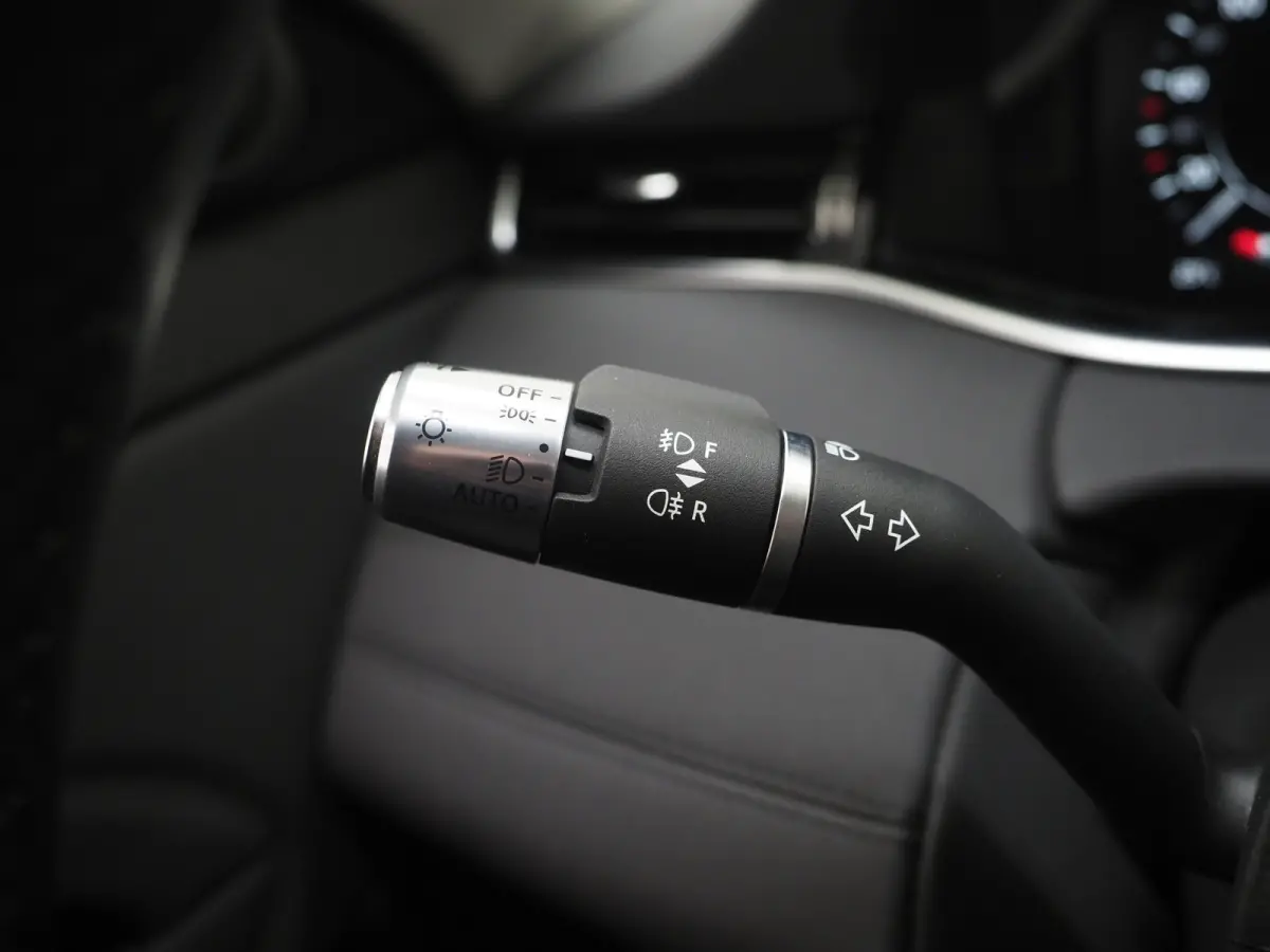 1.5 P300e AWD SE | Panoramadak | Leder | Trekhaak | 360 | Memory | Keyless | Virtual | Dodehoek | Carplay
