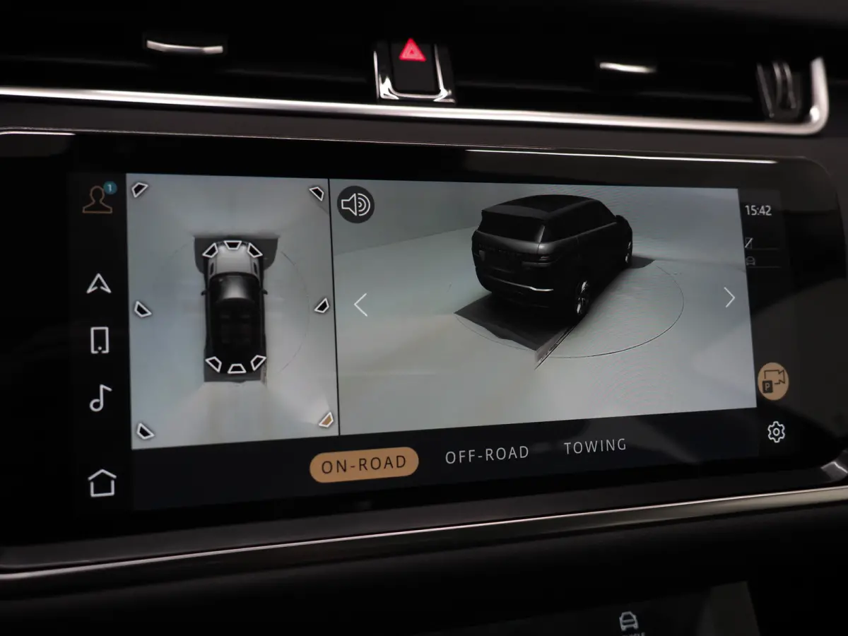 1.5 P300e AWD SE | Panoramadak | Leder | Trekhaak | 360 | Memory | Keyless | Virtual | Dodehoek | Carplay