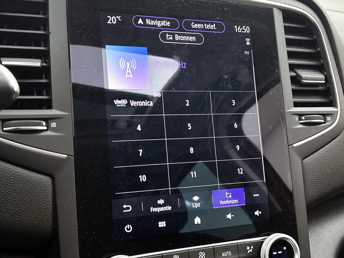 Estate 1.6 Plug-In Hybrid 160 Business Edition One | Automaat | Panoramadak | Lederen Bekleding | Stoel + Stuurverwarming | Camera | Sfeerverlichting |