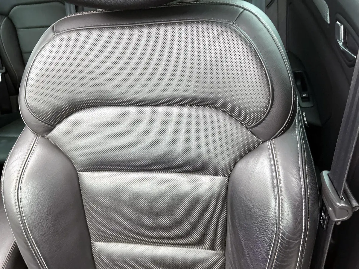 Estate 1.6 Plug-In Hybrid 160 Business Edition One | Automaat | Panoramadak | Lederen Bekleding | Stoel + Stuurverwarming | Camera | Sfeerverlichting |