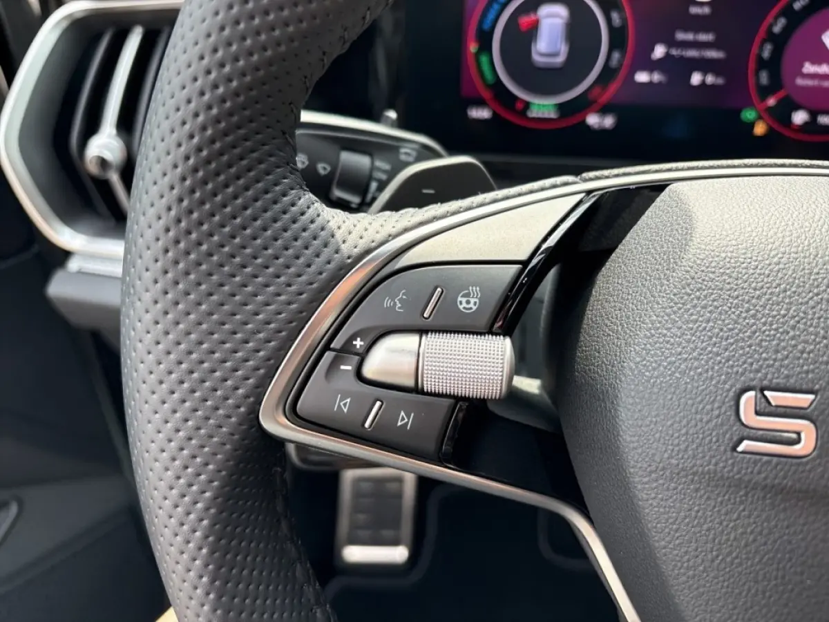 1.5 TSI PHEV SPORTLINE FISCAAL LAAG!! TREKHAAK/20''/PANO-DAK/ELEK-KLEP/ACC/360-CAMERA