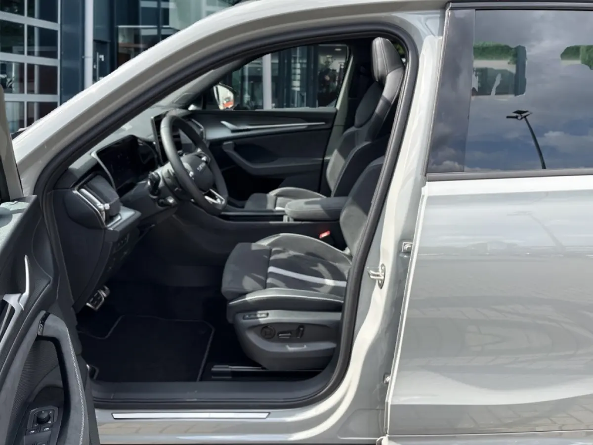 1.5 TSI PHEV SPORTLINE FISCAAL LAAG!! TREKHAAK/20''/PANO-DAK/ELEK-KLEP/ACC/360-CAMERA