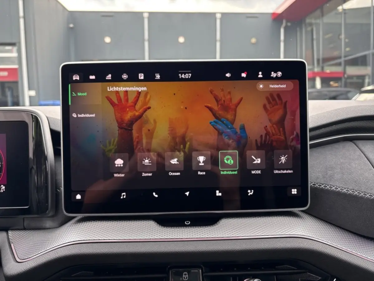 1.5 TSI PHEV SPORTLINE FISCAAL LAAG!! TREKHAAK/20''/PANO-DAK/ELEK-KLEP/ACC/360-CAMERA