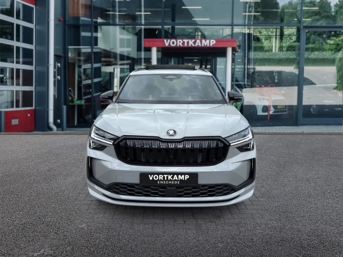 1.5 TSI PHEV SPORTLINE FISCAAL LAAG!! TREKHAAK/20''/PANO-DAK/ELEK-KLEP/ACC/360-CAMERA