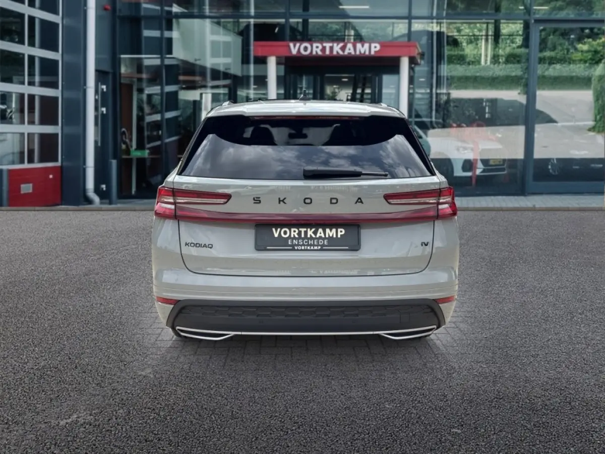 1.5 TSI PHEV SPORTLINE FISCAAL LAAG!! TREKHAAK/20''/PANO-DAK/ELEK-KLEP/ACC/360-CAMERA