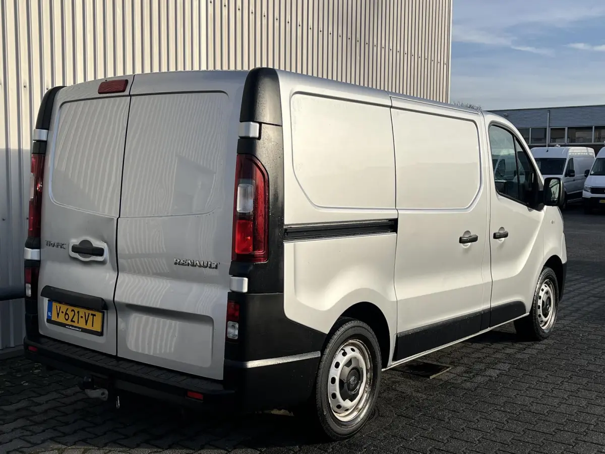 1.6 dCi T27 L1H1 Comfort*CRUISE*A/C*HAAK*TEL*3PERS