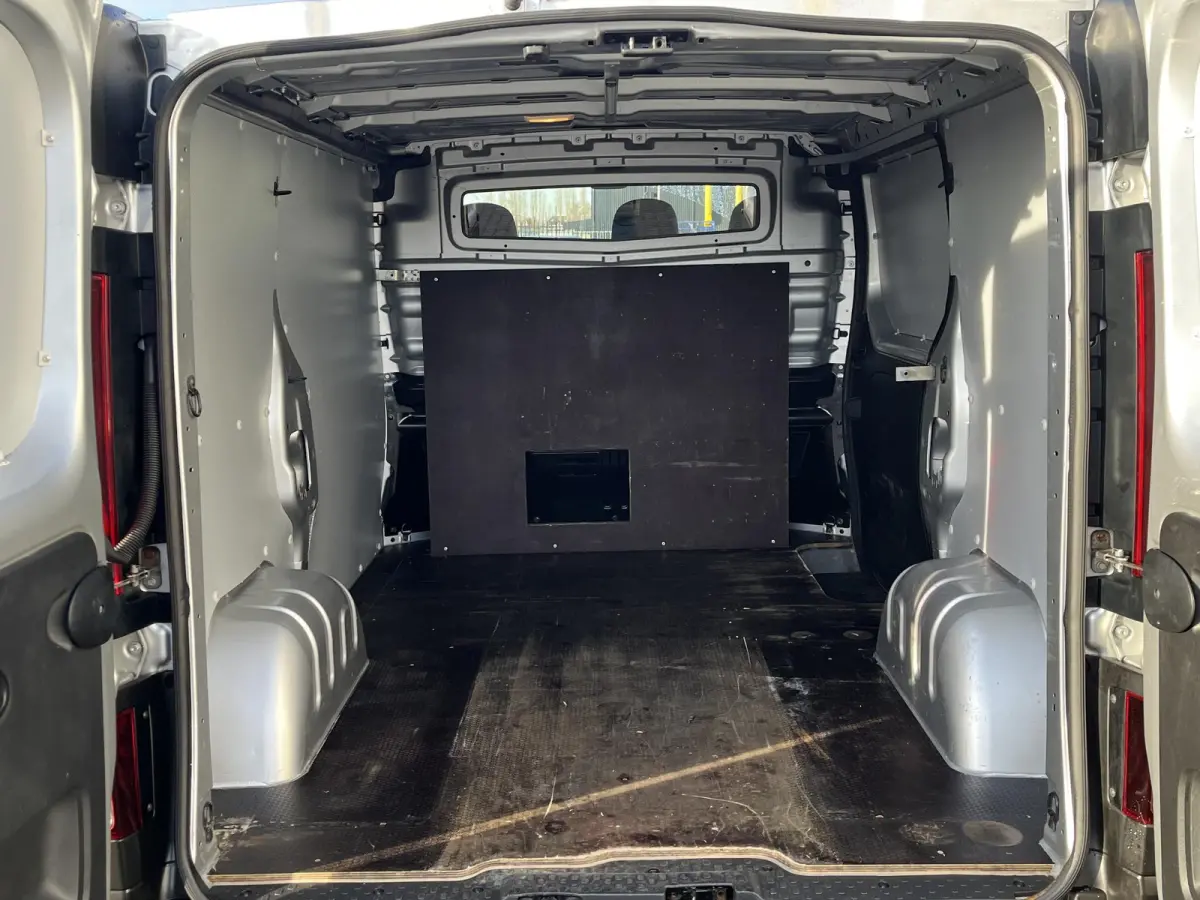 1.6 dCi T27 L1H1 Comfort*CRUISE*A/C*HAAK*TEL*3PERS