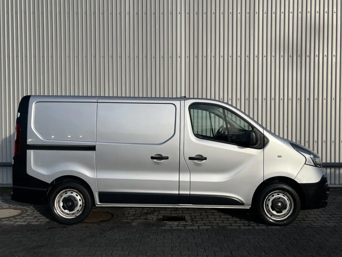 1.6 dCi T27 L1H1 Comfort*CRUISE*A/C*HAAK*TEL*3PERS