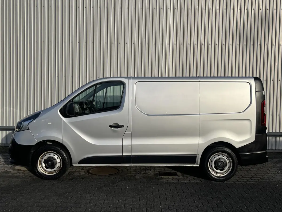 1.6 dCi T27 L1H1 Comfort*CRUISE*A/C*HAAK*TEL*3PERS