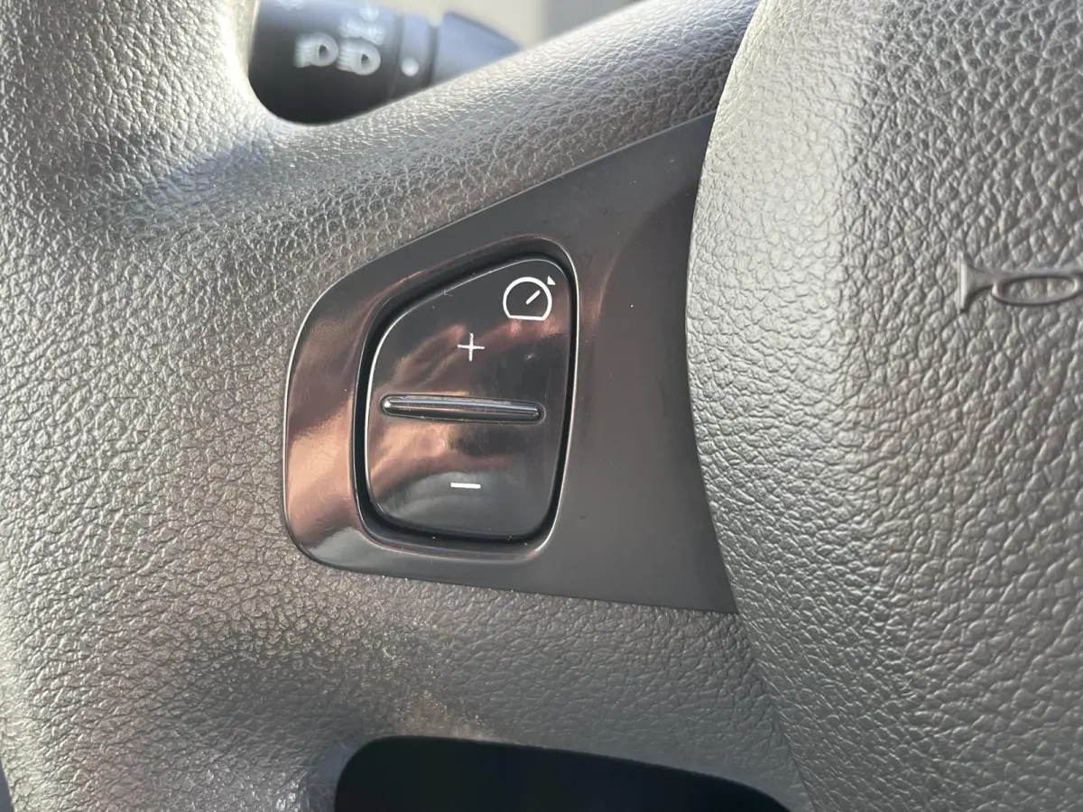 1.6 dCi T27 L1H1 Comfort*CRUISE*A/C*HAAK*TEL*3PERS