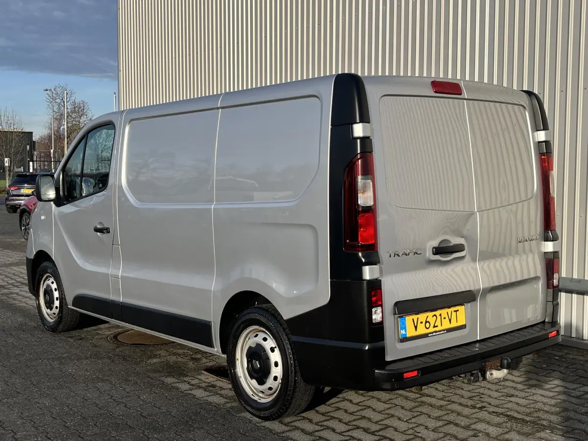 1.6 dCi T27 L1H1 Comfort*CRUISE*A/C*HAAK*TEL*3PERS
