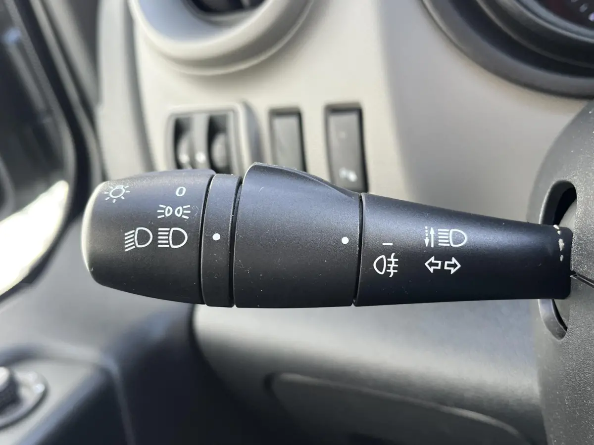 1.6 dCi T27 L1H1 Comfort*CRUISE*A/C*HAAK*TEL*3PERS