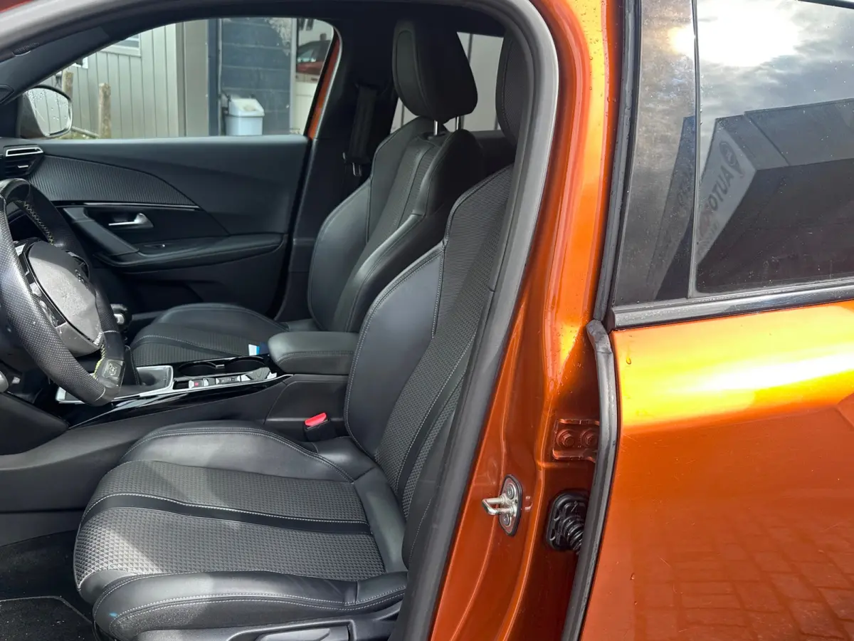 1.2 PureTech GT 360 CAMERA DEALER OND PDC