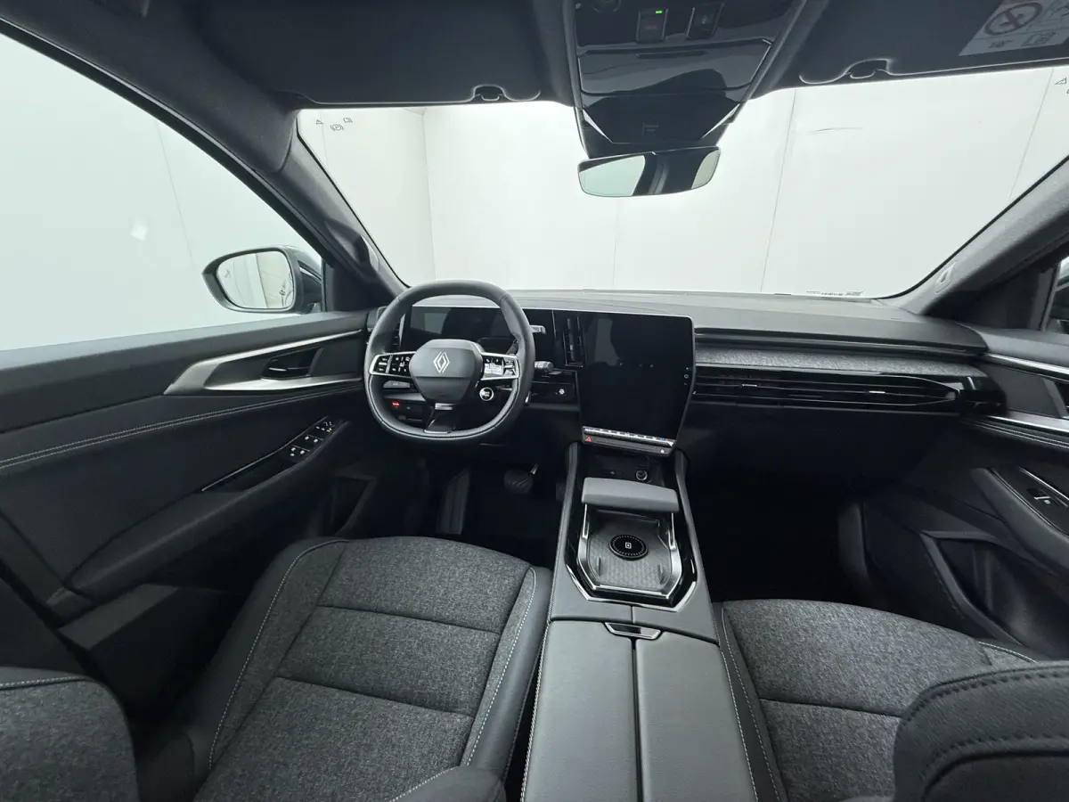 techno full hybrid E-Tech 200 | pack comfort | panoramisch vast glazen dak |