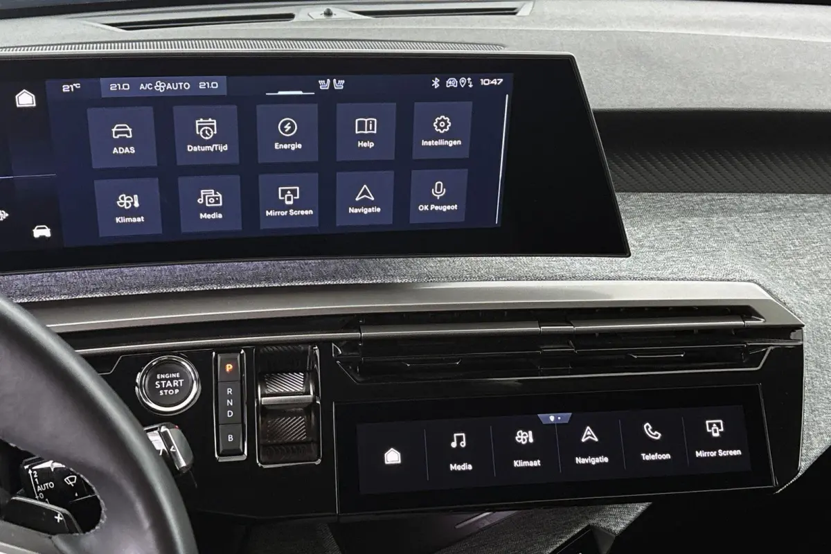 1.6 Plug-in Hybrid 195 Allure 7p Stoelverwarming 360 Camera Keyless 19"