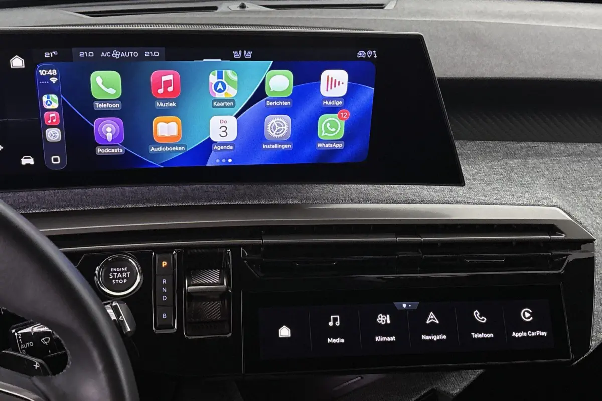 1.6 Plug-in Hybrid 195 Allure 7p Stoelverwarming 360 Camera Keyless 19"