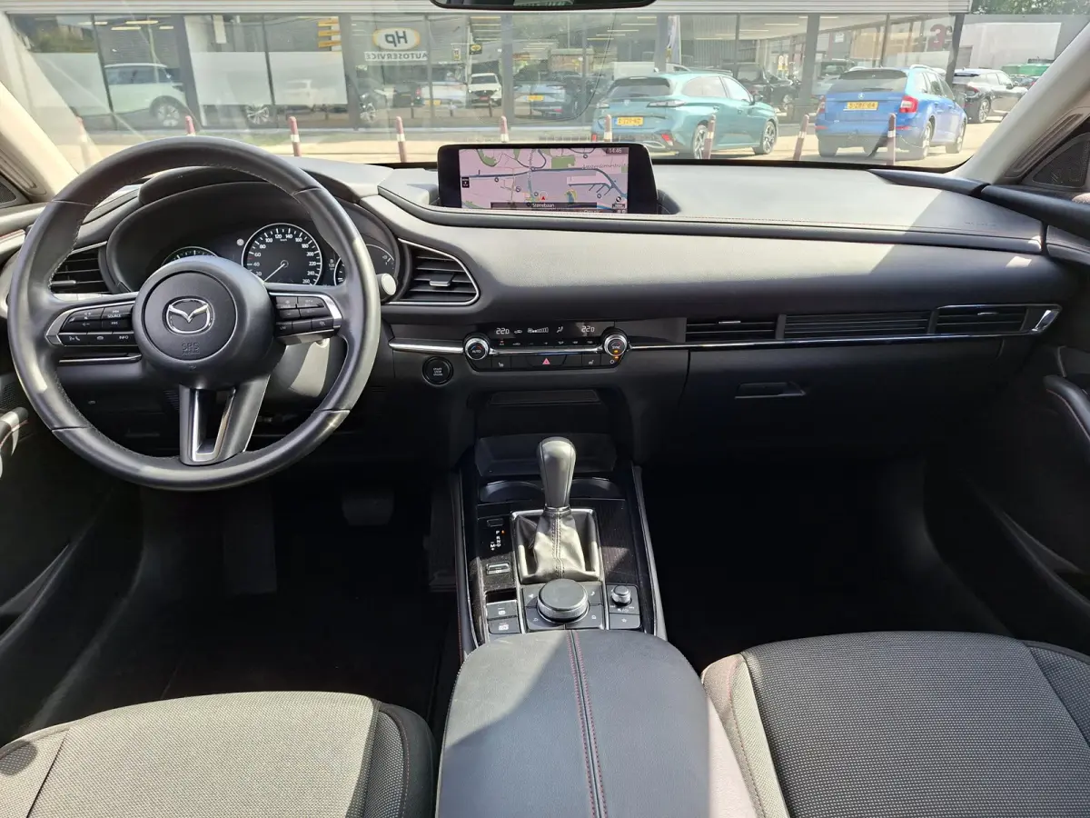 2.0 e-SkyActiv-G M Hybrid Homura PearlWhite Adaptieve-Cruise Carplay Elek.Achterklep Achteruitrijcamera Head-Up NAP!